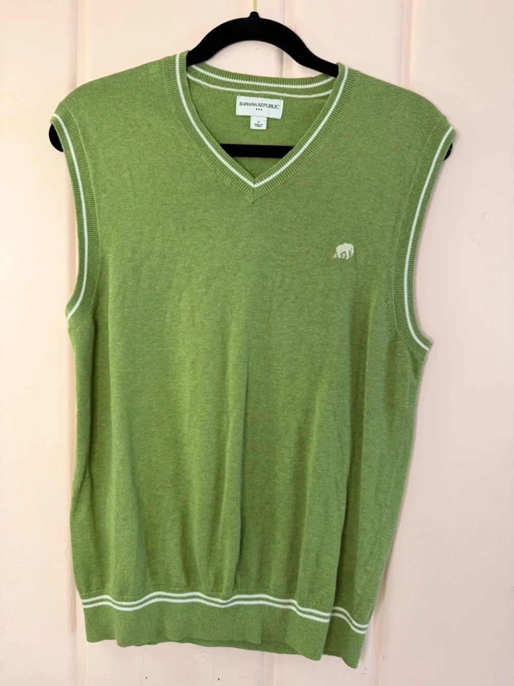Banana Republic Olive V-Neck 100% cotton Men's Sweater Vest